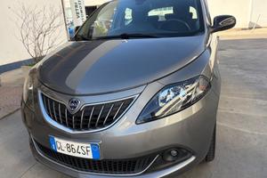 Lancia Ypsilon 1.0 FireFly 5 porte S&S Hybrid Gold