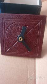 orologio da scrivania in pelle