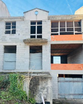 Villetta a schiera con terreno - Ploaghe