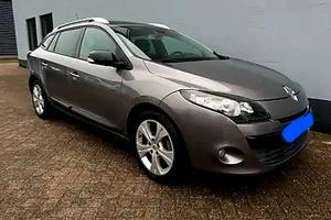 Renault megane 1.9 dci SporTour 130 cv 
