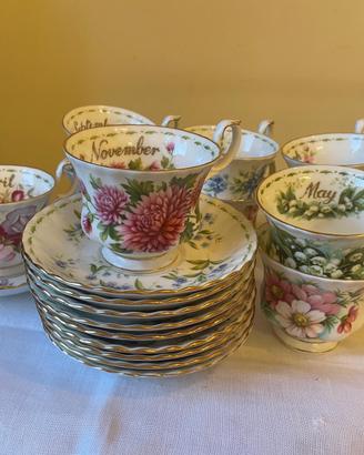 Tazze da tea Royal Albert decoro “Fiori del Mese”