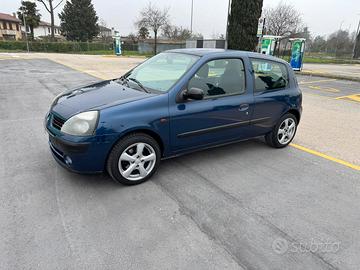 renault clio 1.2 benzina neopatentati 