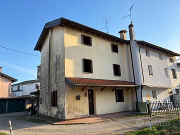 Casa bicamere pronta da vivere a Torsa