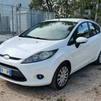 Ford Fiesta 5p 1.2 GPL / Benzina