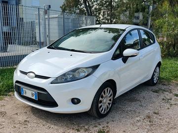 Ford Fiesta 5p 1.2 GPL / Benzina
