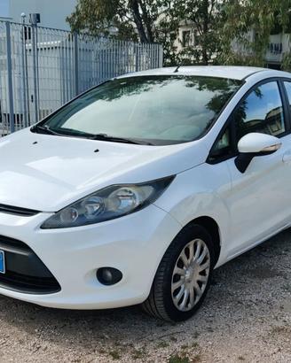 Ford Fiesta 5p 1.2 GPL / Benzina