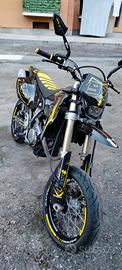 Motard Suzuki Drz 400 SM guidabile con patente a2