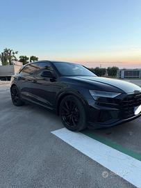audi q8 s-line