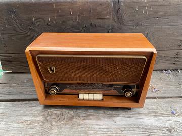 Radio x soprammobile