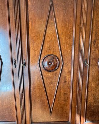 Armadio stile Umbertino fine ‘800
