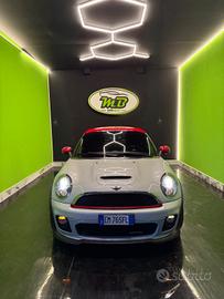 Mini John Cooper Works Coupe 1.6 Coupé