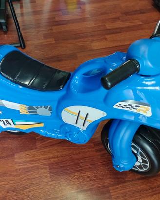 Moto cavalcabile Globo