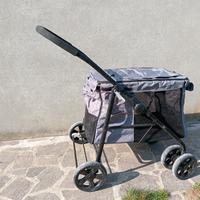Passeggino per cani 