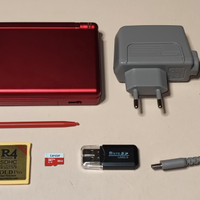 Nintendo DS Lite + Alimentatore + Scheda 32GB