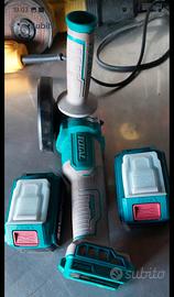 smerigliatrice a batteria 