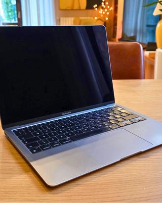 MacBook Air M1 8GB di RAM e 256 GB di SSD