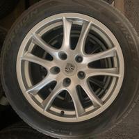 Pneumatici Pirelli Scorpion invernali