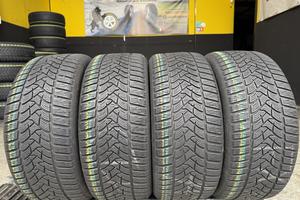4 Gomme 225/45R17 Dunlop Invernali 90/95% residui