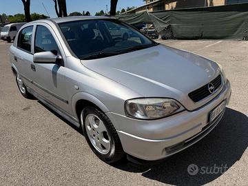 OPEL Astra 1.6i 16V cat 5p Club senza nessun lav