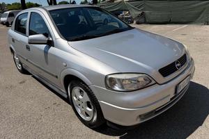 OPEL Astra 1.6i 16V cat 5p Club senza nessun lav