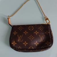 Louis Vuitton pochette 