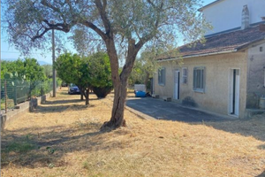 Vendita villetta semi-indipendente