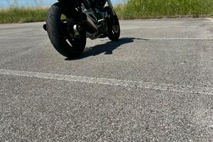 Ducati monster 600cc