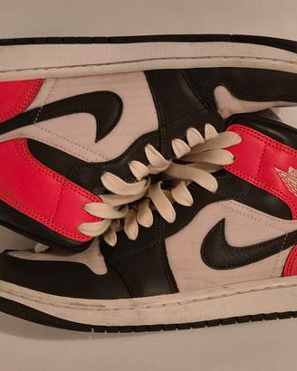Jordan 1 Mid Light Orewood Brown