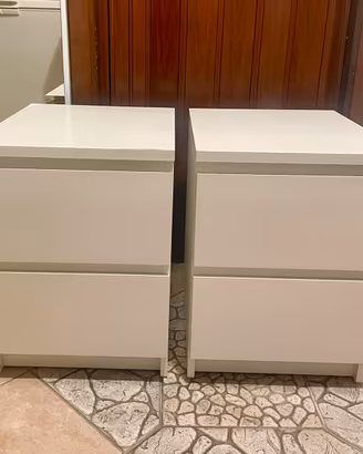 2 comodini Ikea