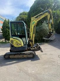 MINIESCAVATORE YANMAR VIO 35