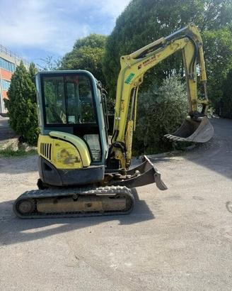MINIESCAVATORE YANMAR VIO 35