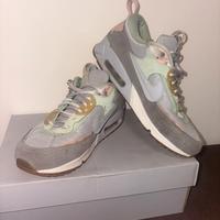 Nike Air Max 90 Futura