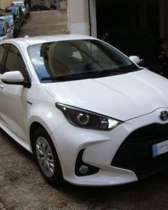 TOYOTA - Yaris - 1.5 Hybrid 5p. E-CVT Busin.