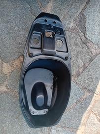 Aprilia sr 1995 sottosella,serbatoio 