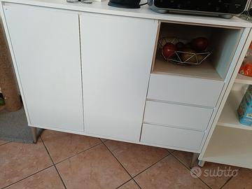 mobiletto cucina o soggiorno