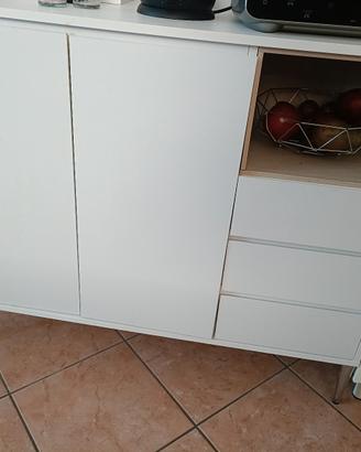 mobiletto cucina o soggiorno