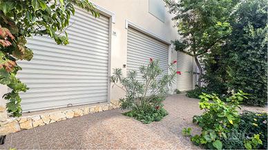 PIRRI: LOCALE COMMERCIALE IN ZONA CENTRALE