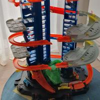 Pista Hot Wheels ultimate garage