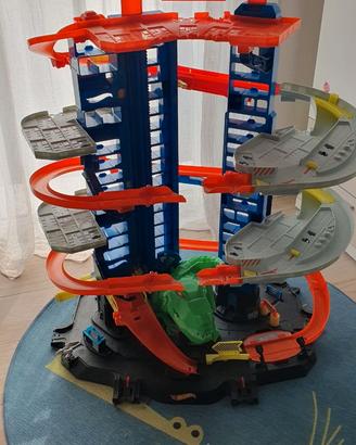 Pista Hot Wheels ultimate garage