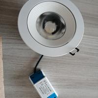 Faretto led da incasso orientabile