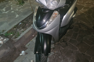 Salve sh 300 in buone condizioni disponibili