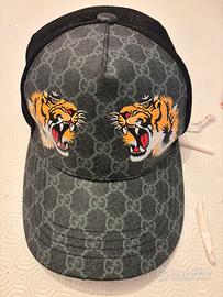 Cappello/berretto stile gucci