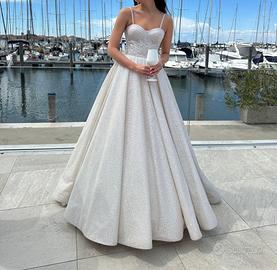 Vestito da sposa Oliver Martino modello Gemma