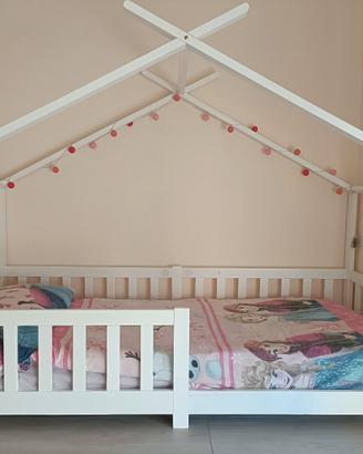 Letto capanna Montessori 
