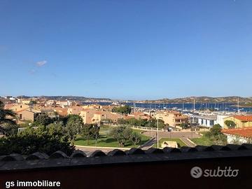 Vista mare a 200 m dal centro e dal porto 4 posti