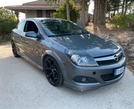 Opel Astra GTC 1.9 CDTI 150CV