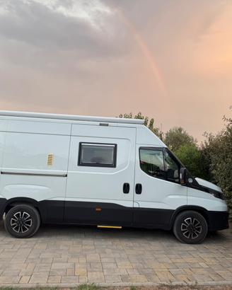 Iveco Daily 35/160 camperizzato a libretto