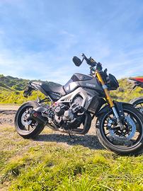 YAMAHA MT09