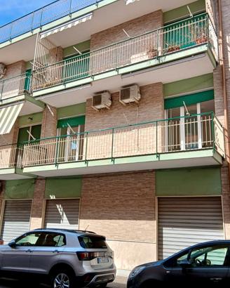 Trilocale al centro