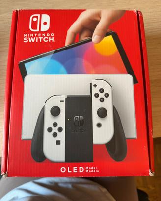 Nintendo Switch OLED 64GB Bianca
